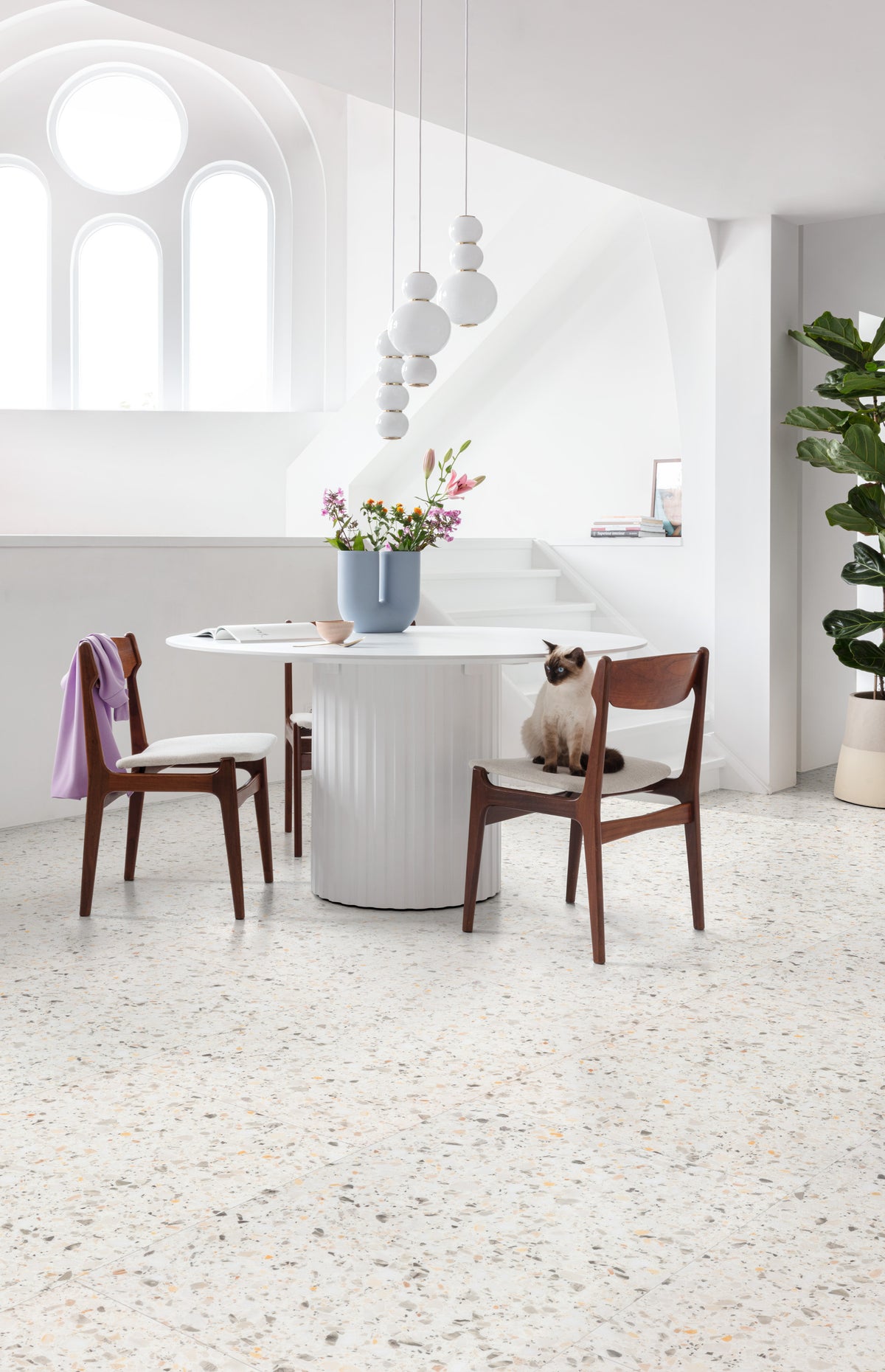 Floorify FG023 Verona – Large Tile Gluedown Vinyl