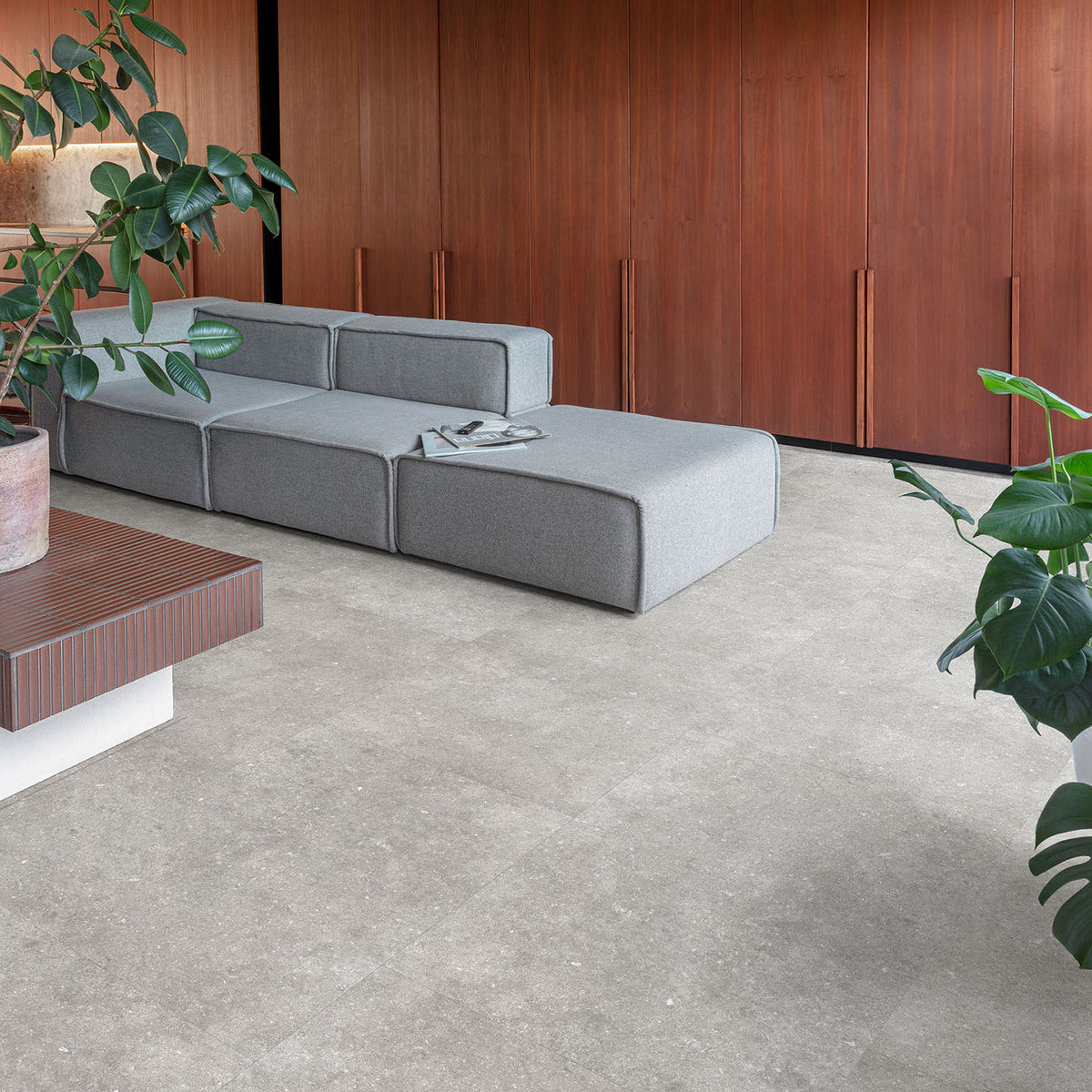 Floorify F031 Etna – Large Tile Click Vinyl
