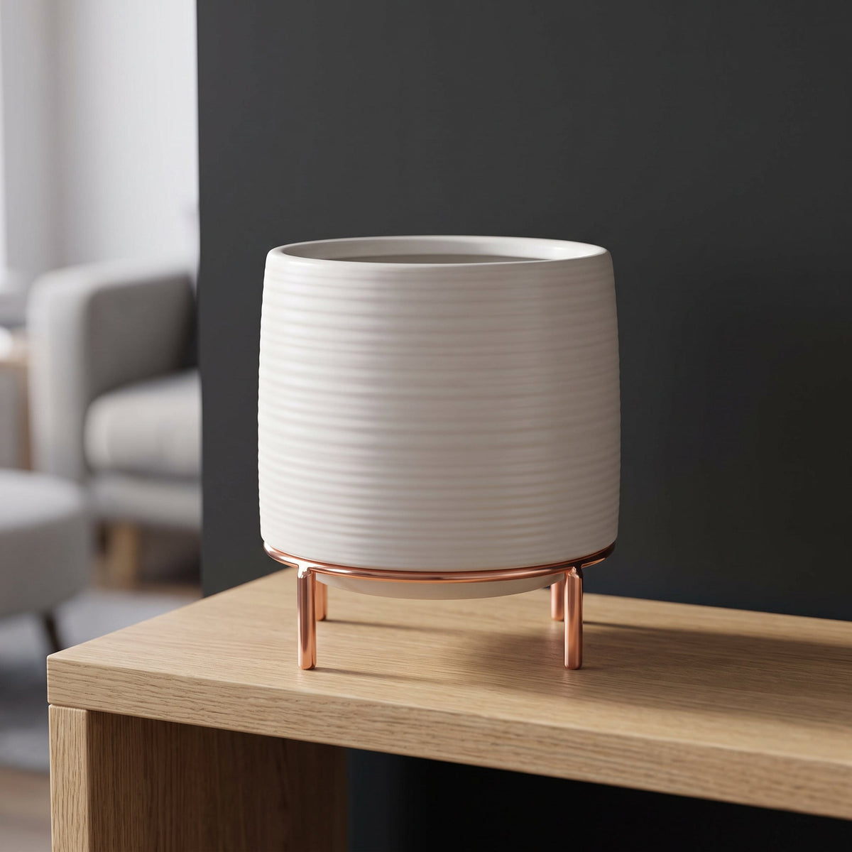 18cm White Ceramic Planter with Metal Stand