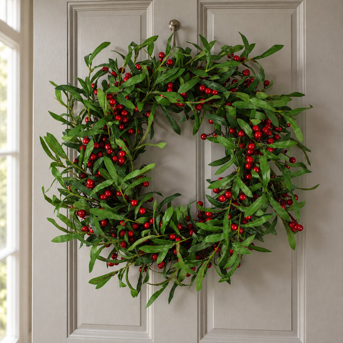 60cm (24") Large Luxury Christmas Mistletoe Leaf and Red Berry Floristry Wreath