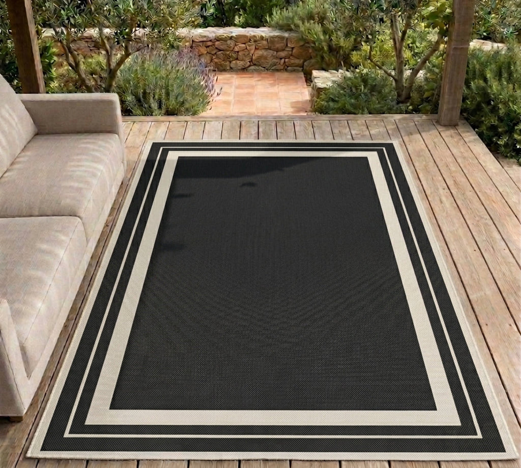 Terrace Border Black Rug