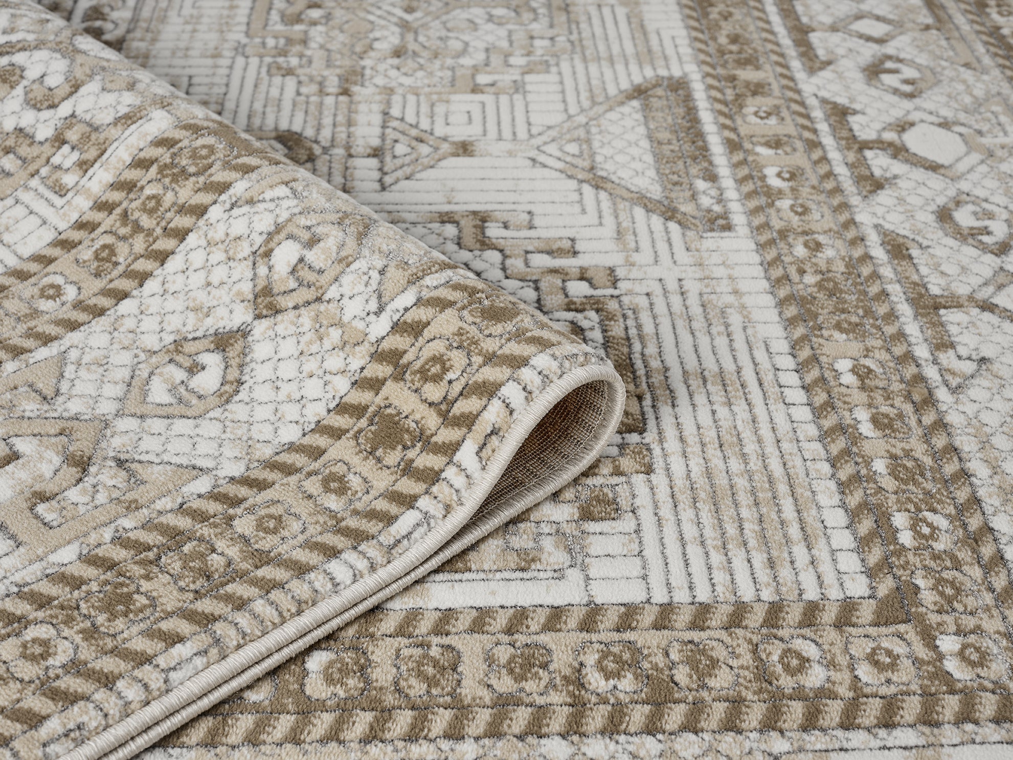 Petra Ellorah Natural Rug