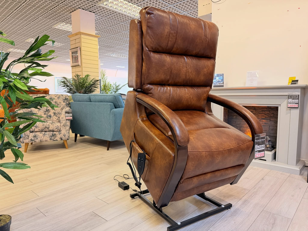 Luxury Dual Motor Rise & Recliner Chair – Brown Leather Look – £799