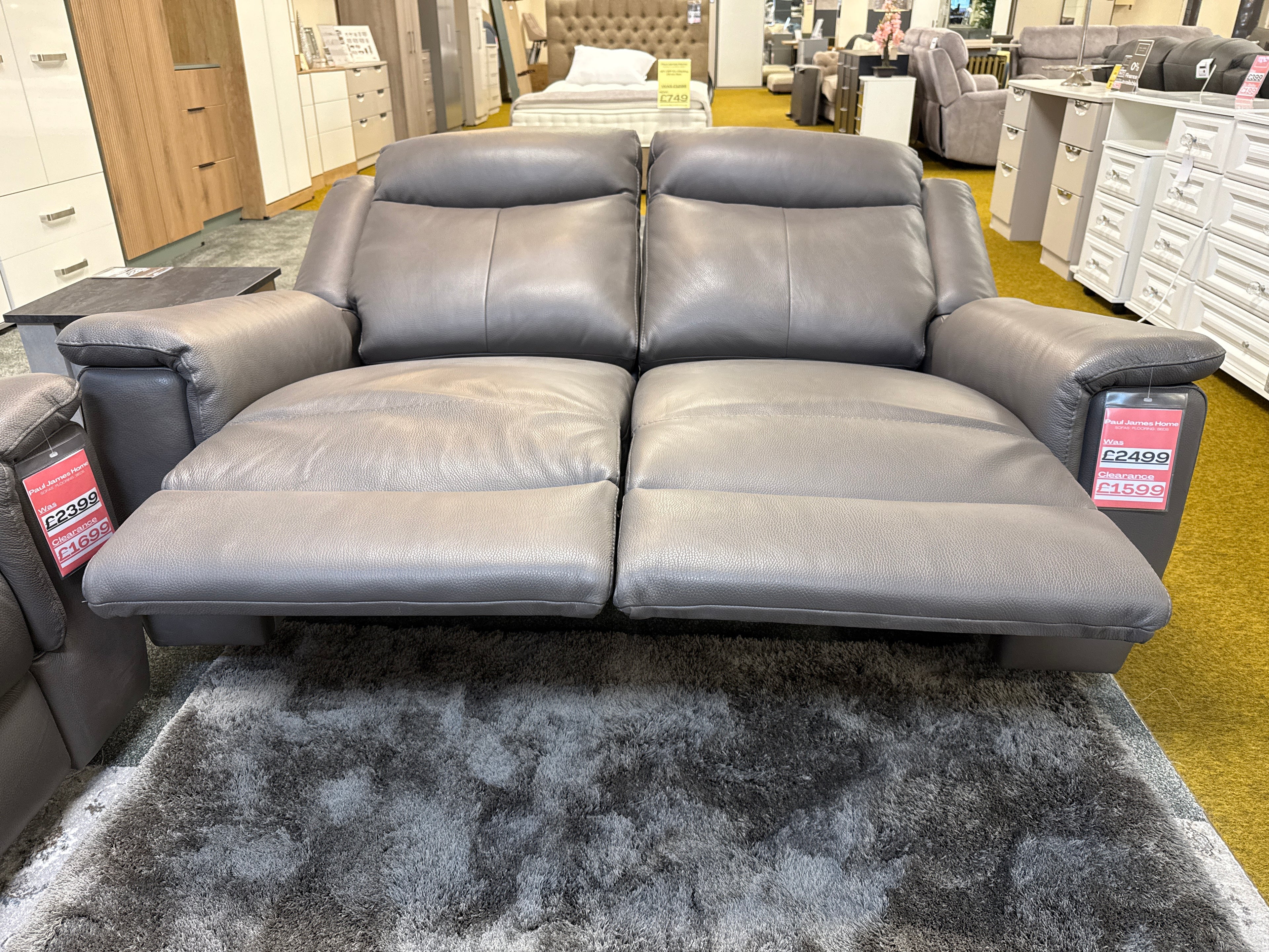Pregio Italia 2 Seater Leather Recliner Sofa