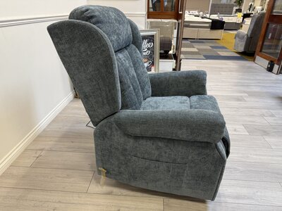 Lincoln Dual Motor Lift and Rise Chair