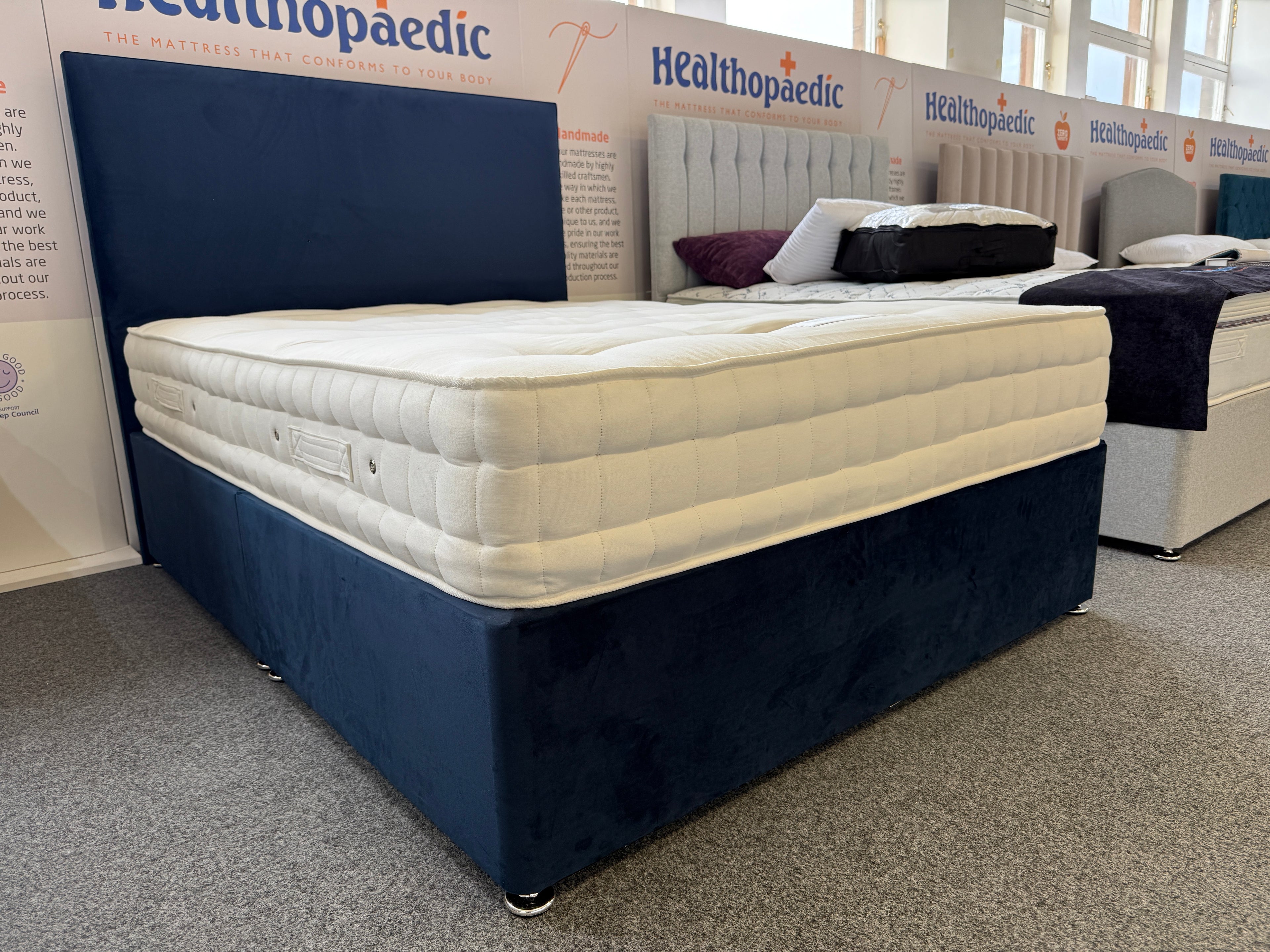 Slumber 2000 Divan Set