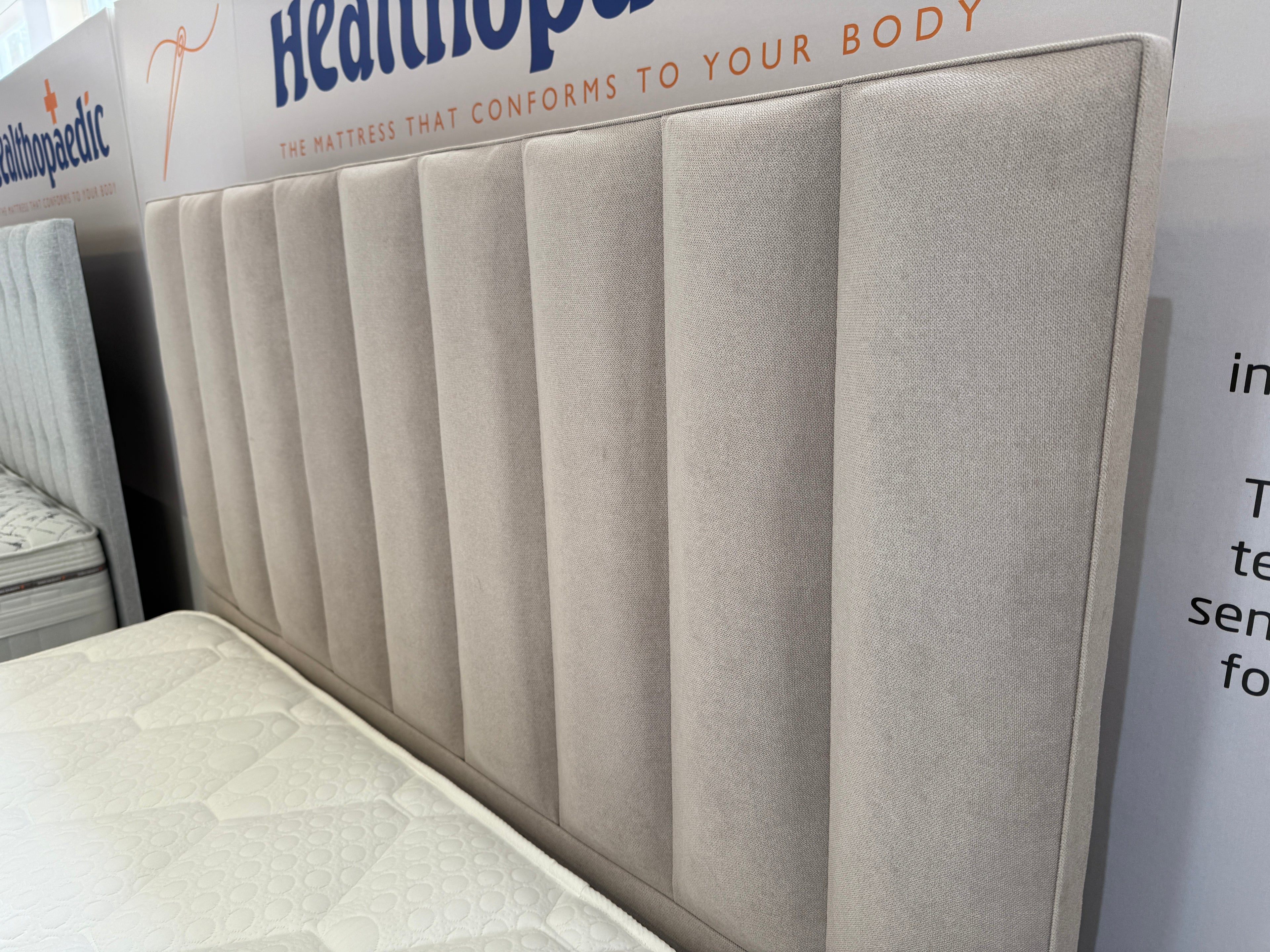 Templeton 1000 Divan Set