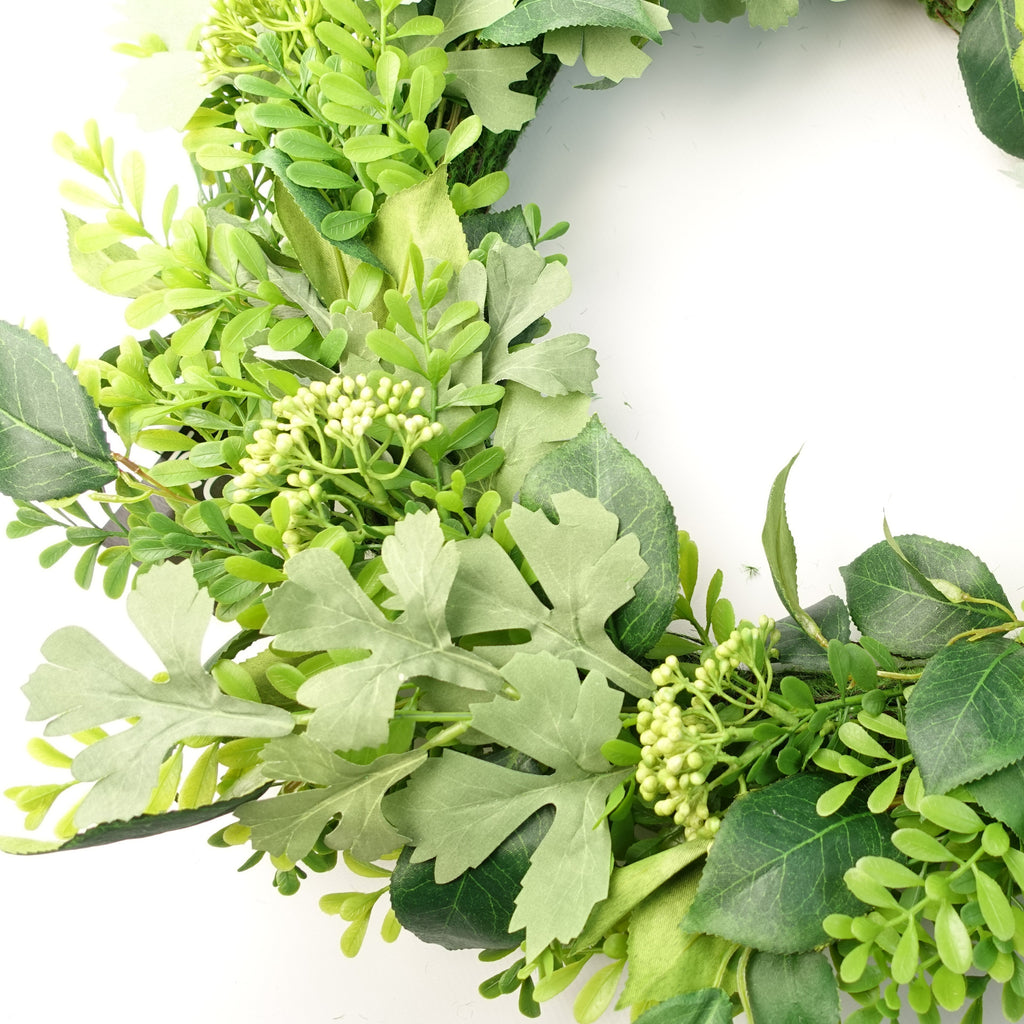 50cm Artificial Wreath Fern Leaf
