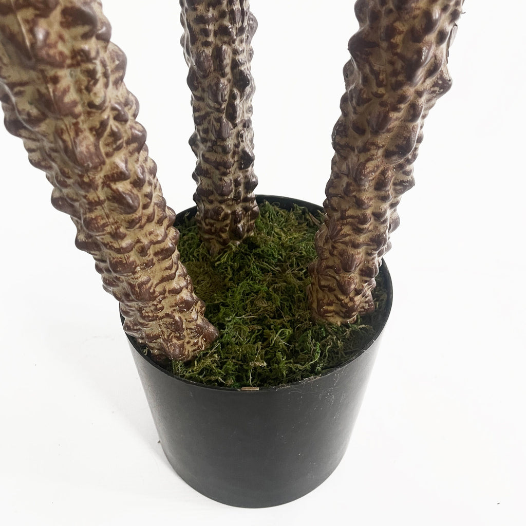 155cm Artificial UV Resistant XL Triple Yukka Tree Plant Spiky Tree Triple Dark