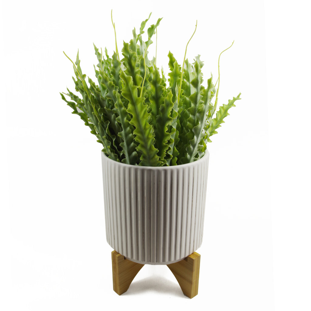 White Ribbed Ceramic Plant Pot with Bamboo Stand 14.5 x 14.5 x 19cm