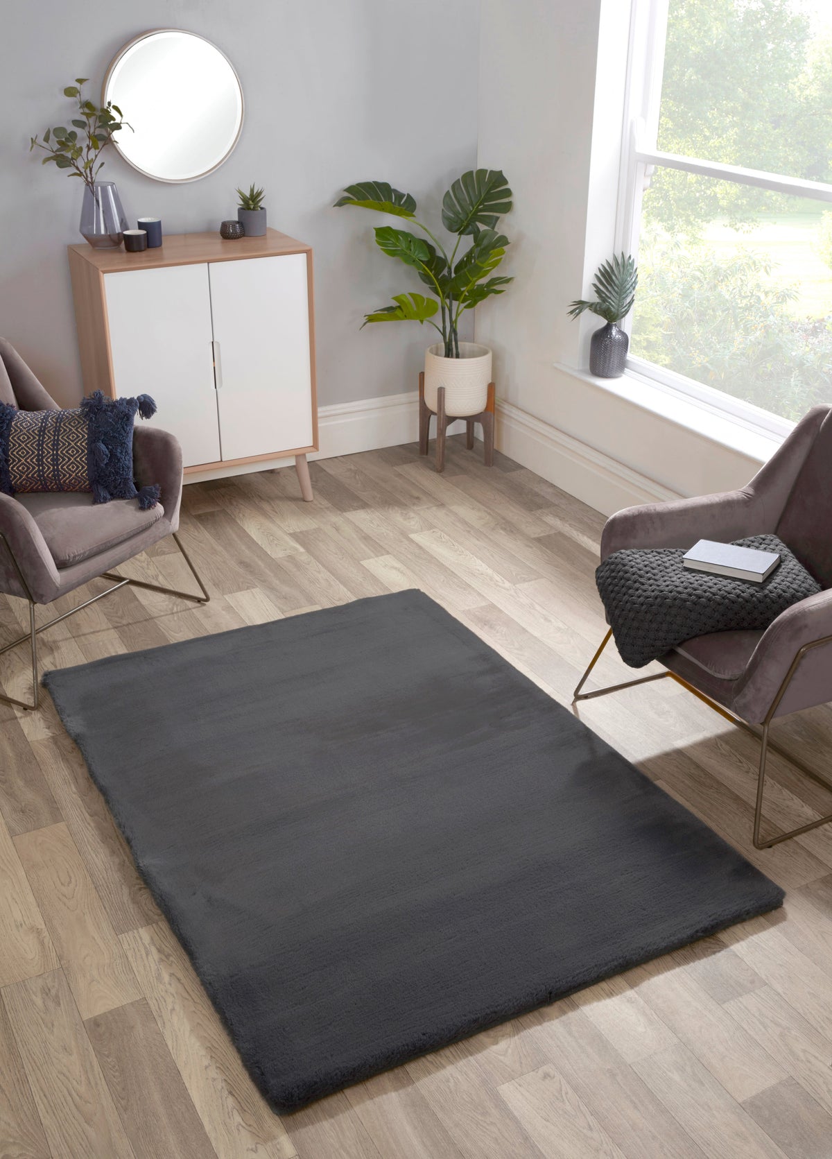 Luxe Faux Fur Rug Plain Charcoal Rug