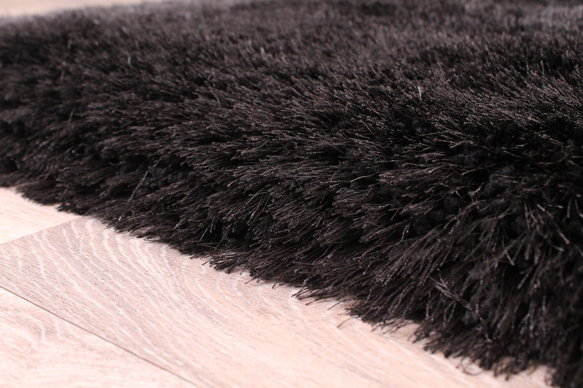 Mayfair Plain Black Rug
