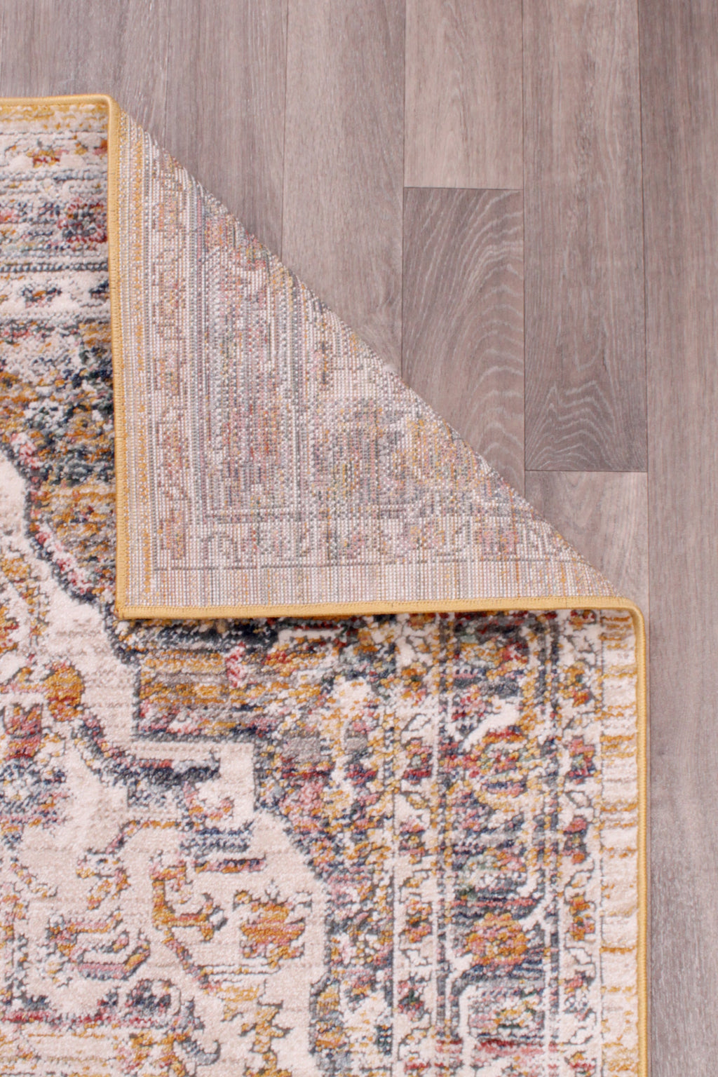 Nova 9048 Cream Rug