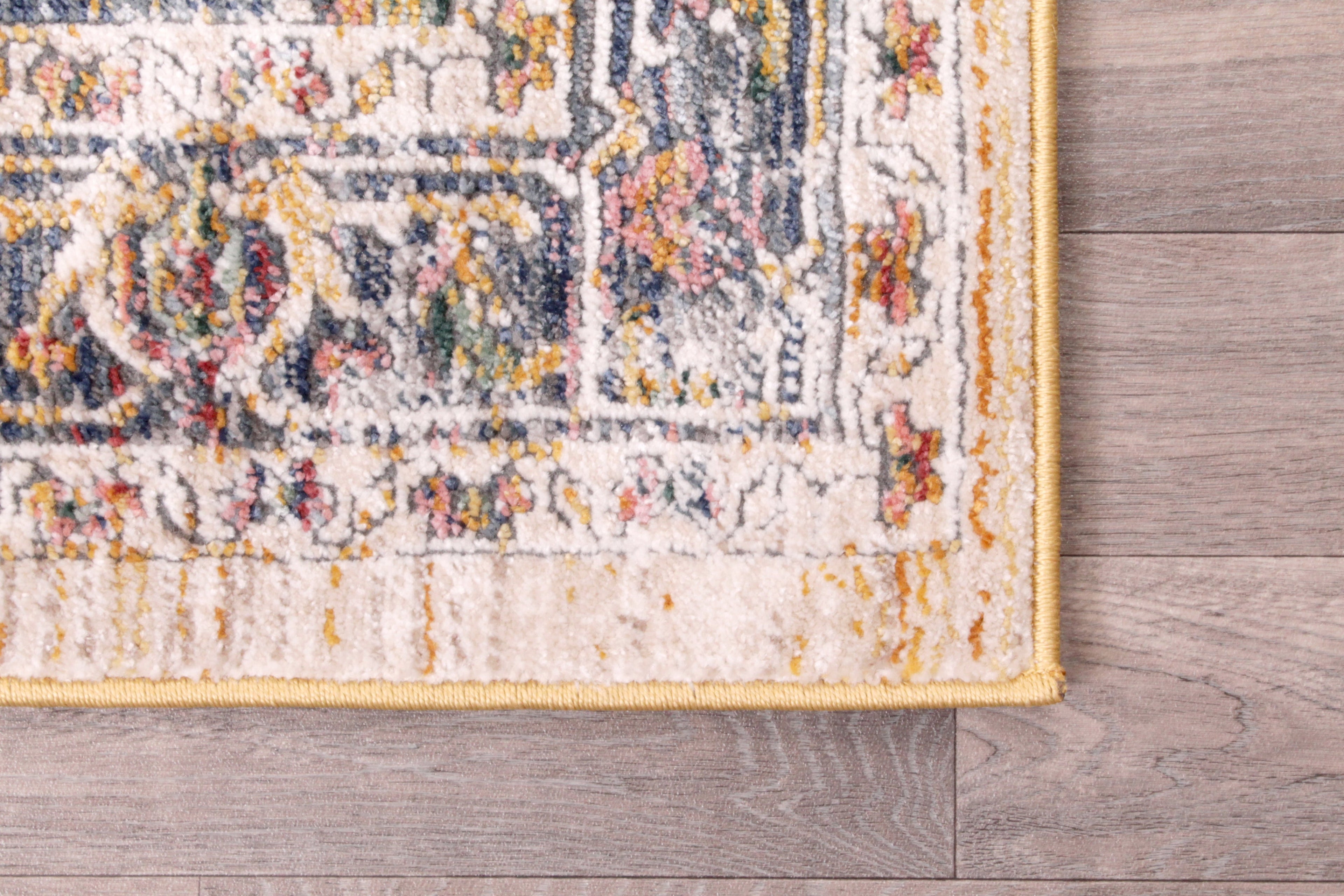 Nova 9048 Cream Rug