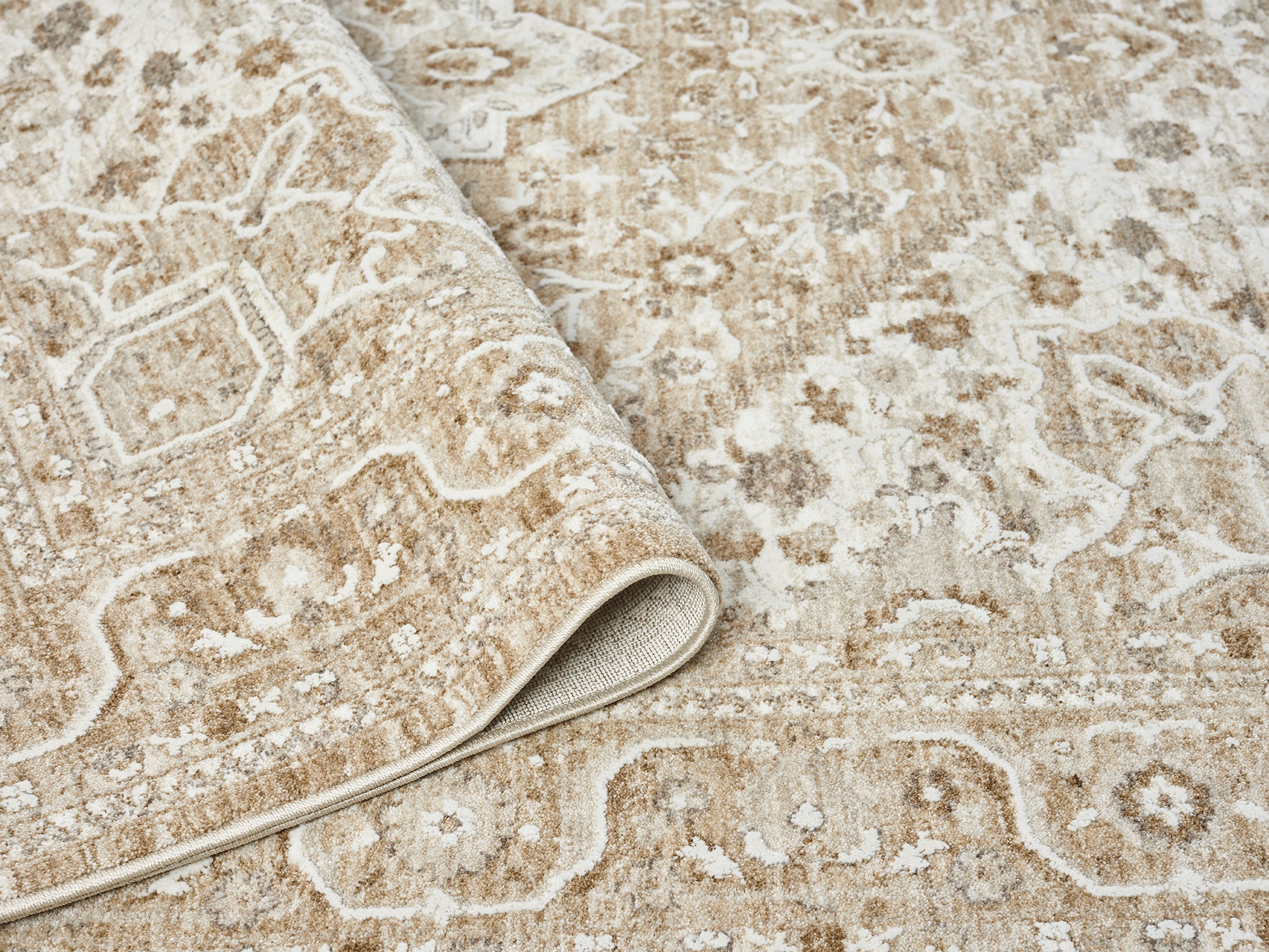 Perla Flero Cream Rug