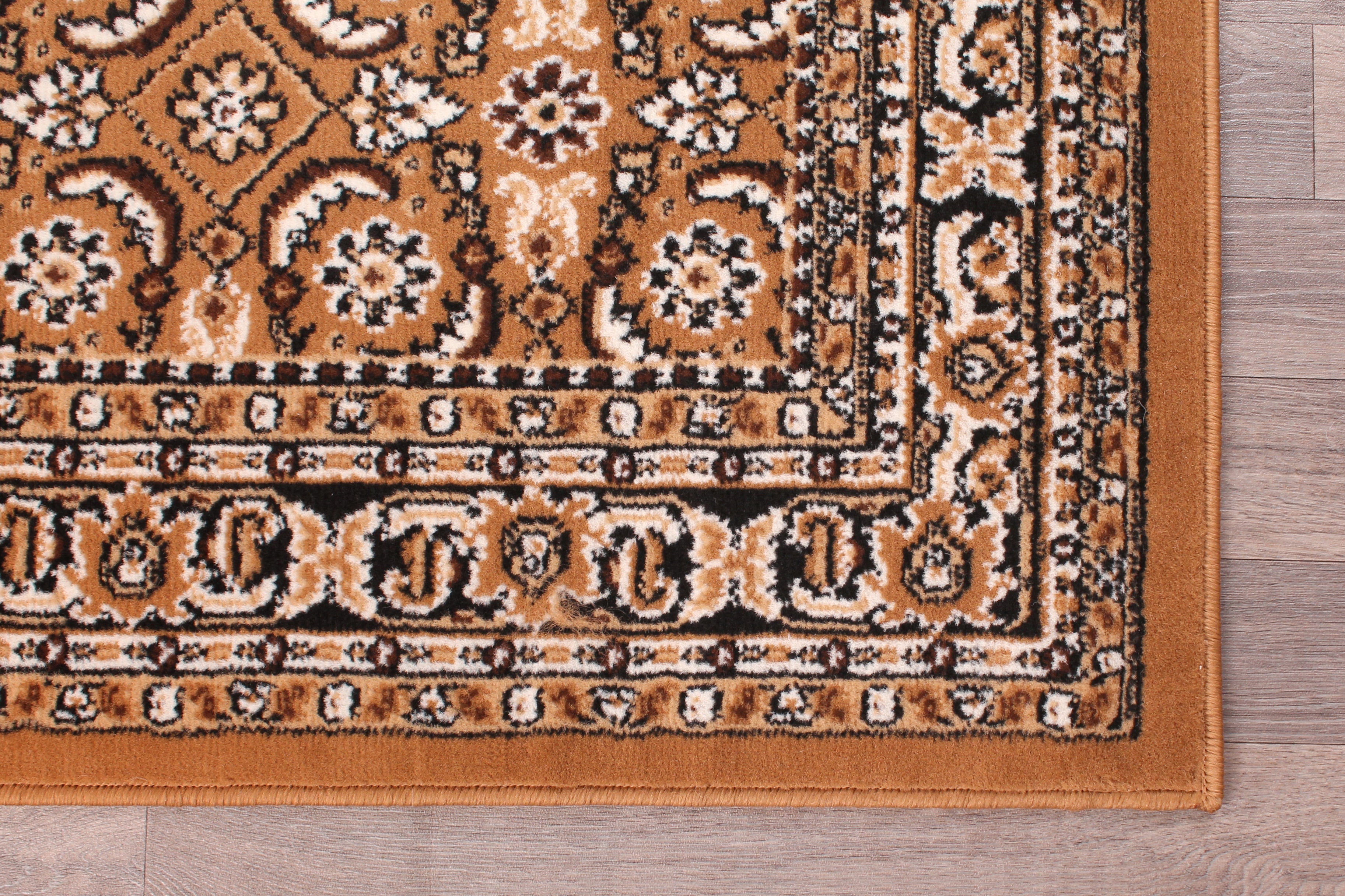 Traditional Poly Esta Gold Rug