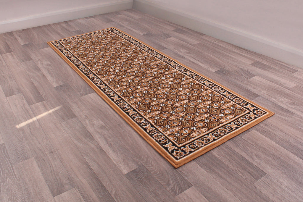 Traditional Poly Esta Gold Rug