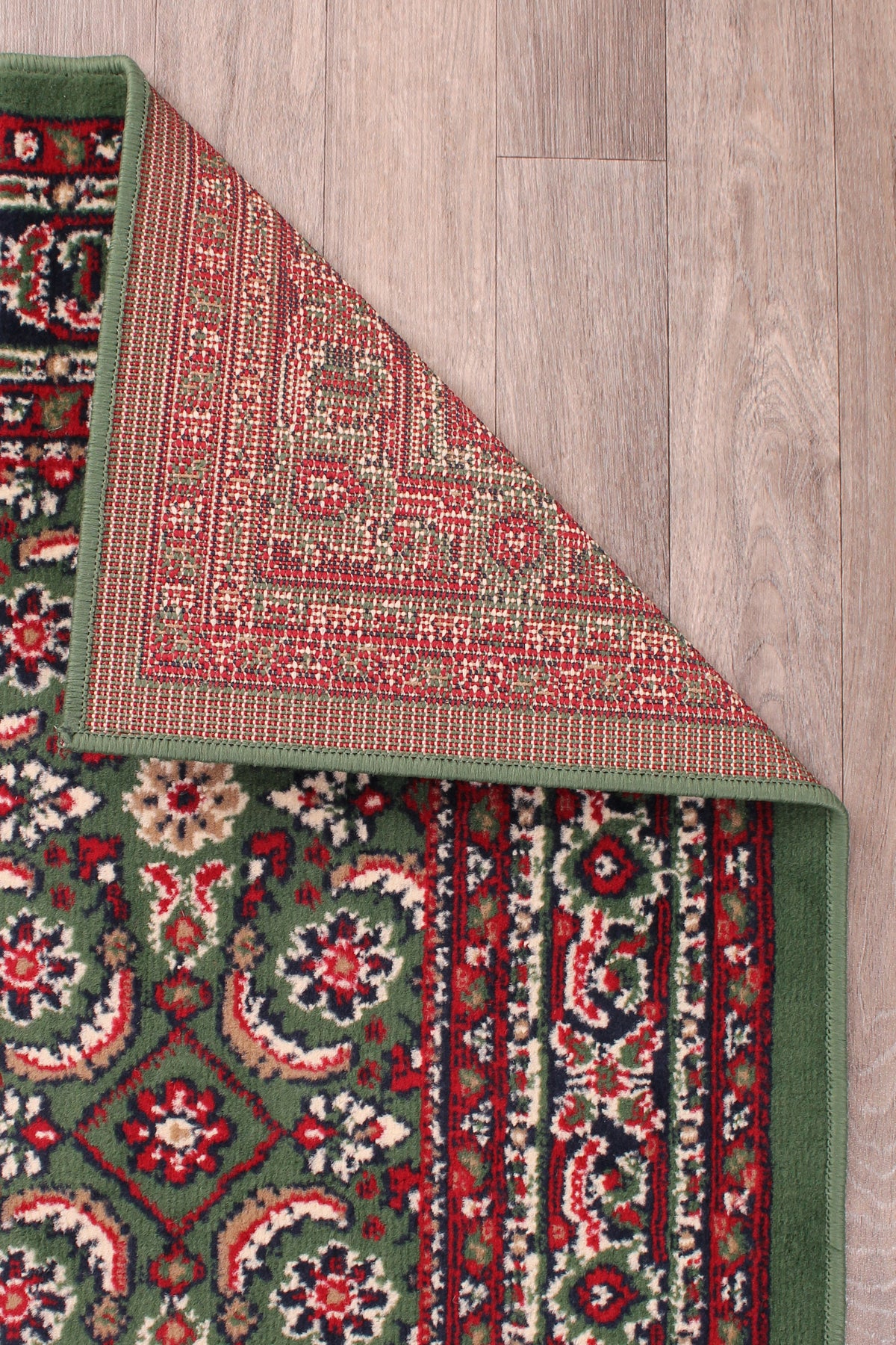 Traditional Poly Esta Green Rug