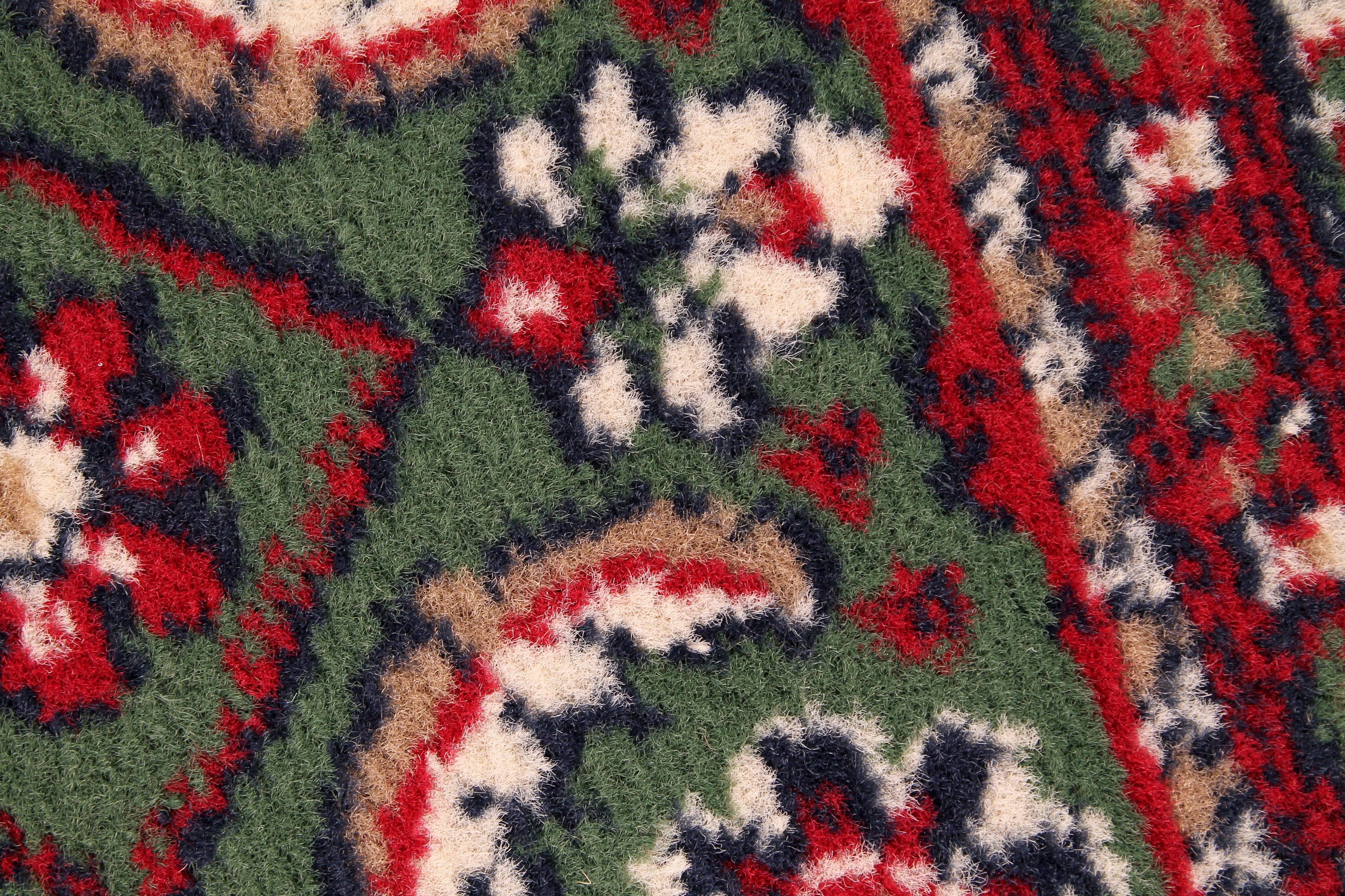 Traditional Poly Esta Green Rug