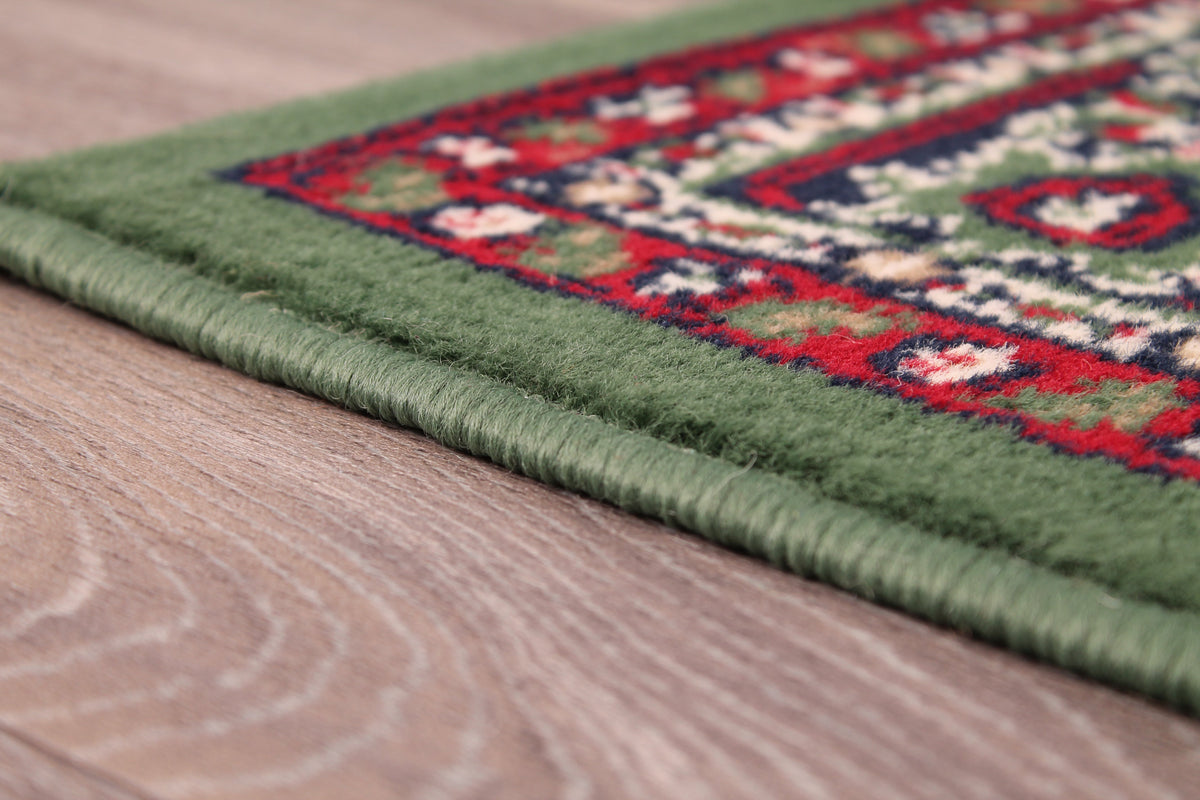 Traditional Poly Esta Green Rug