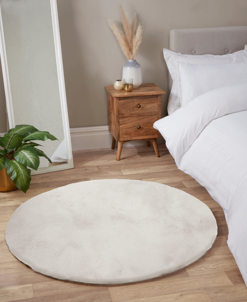 Luxe Faux Fur Rug Plain Ivory Rug