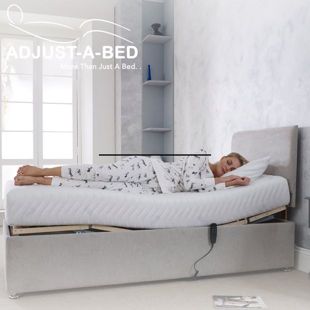 Flat position for natural, supported sleep