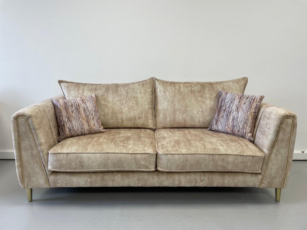 Milano armchair