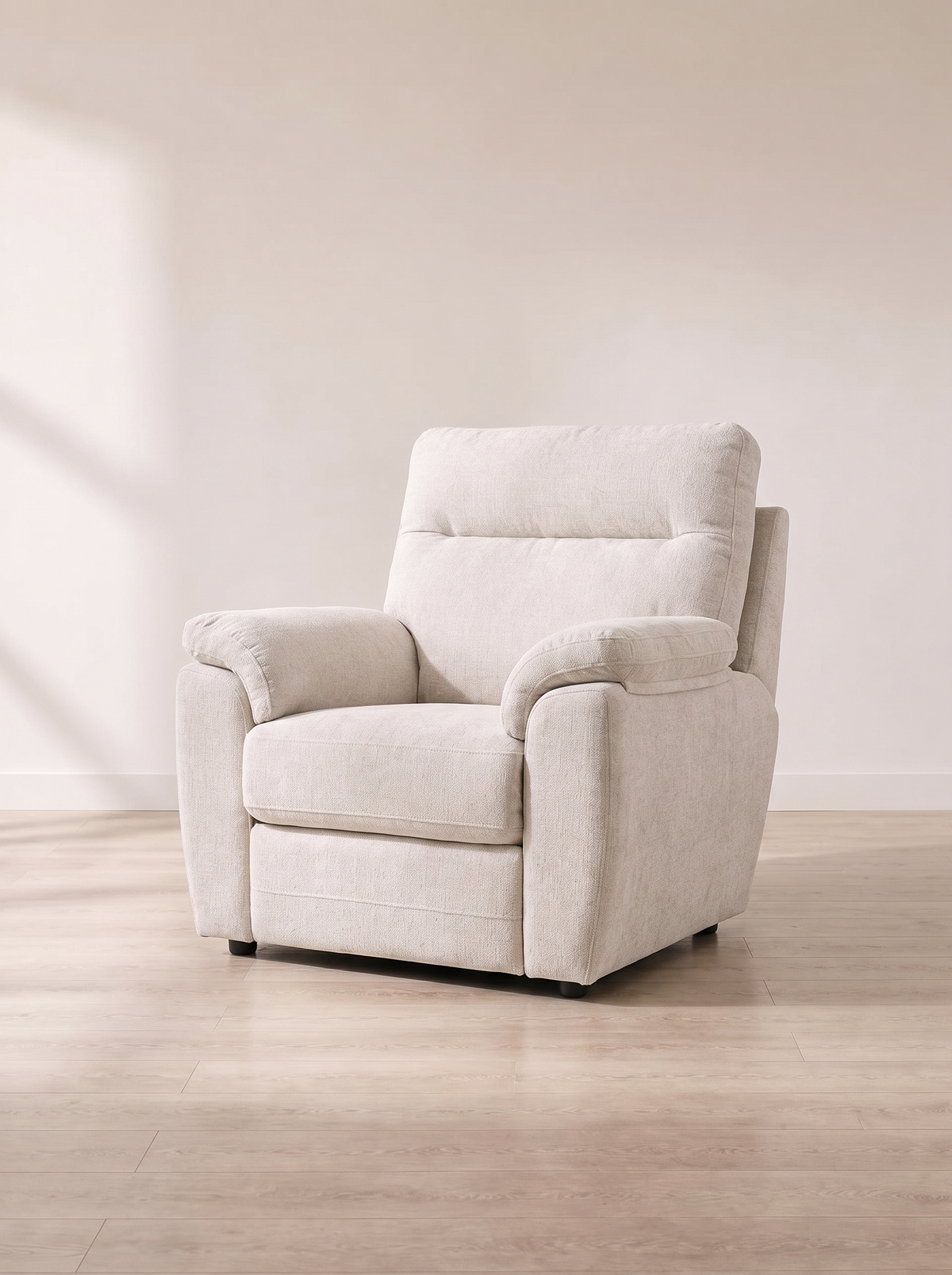 Elsa Armchair – hero three-quarter view