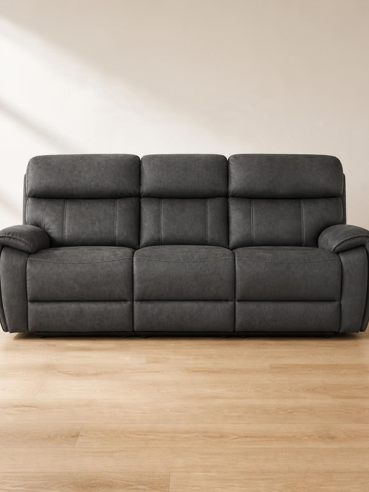 The Dream 2000 recliner sofa in Graphite – front view
