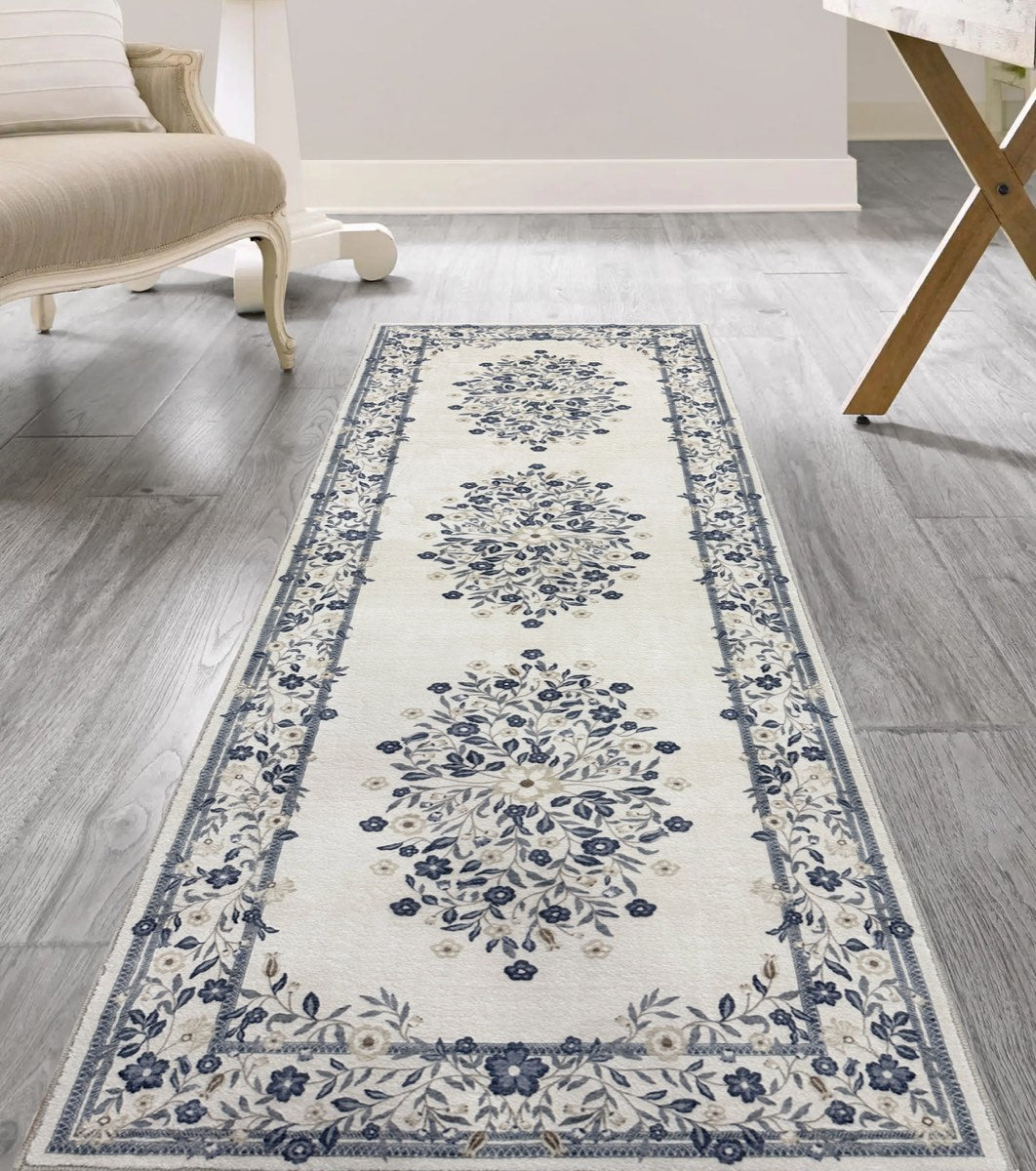 Classics Collection Ivory Royal Rug