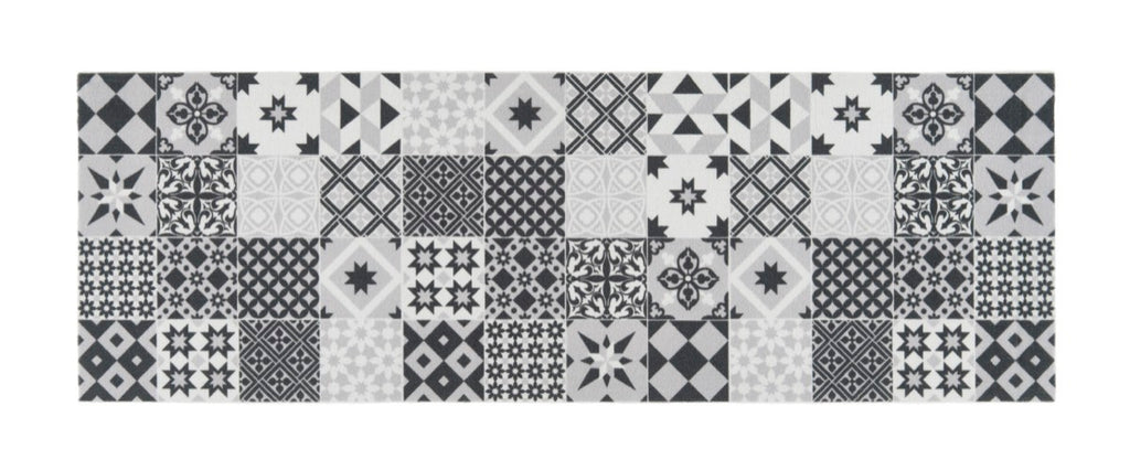 Knightsbridge Victorian Tile Black Doormat