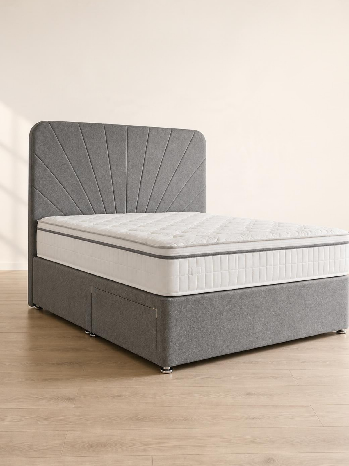 Ted 1000 divan set – hero three-quarter view